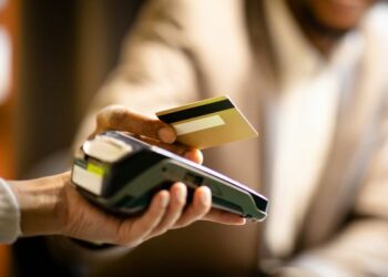 Why UAE travellers prefer using local cards for payments Study - Travel News, Insights & Resources.