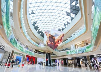 China Tourism Group Duty Free powers ahead as net profits - Travel News, Insights & Resources.