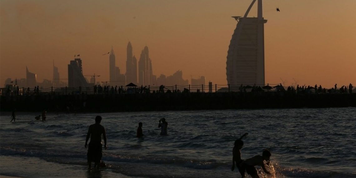 Dubais Innovative Night Beaches Combat Record Heat A New Tourism - Travel News, Insights & Resources.