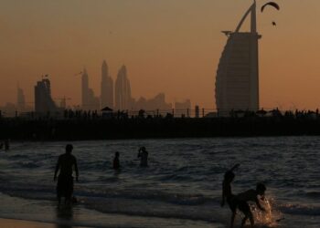 Dubais Innovative Night Beaches Combat Record Heat A New Tourism - Travel News, Insights & Resources.