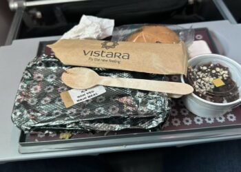 Is Vistara Food On The Same Par With Hostel Food - Travel News, Insights & Resources.