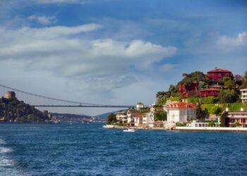 Istanbul emerges as Europe premier solo travel destination in 2024 - Travel News, Insights & Resources.