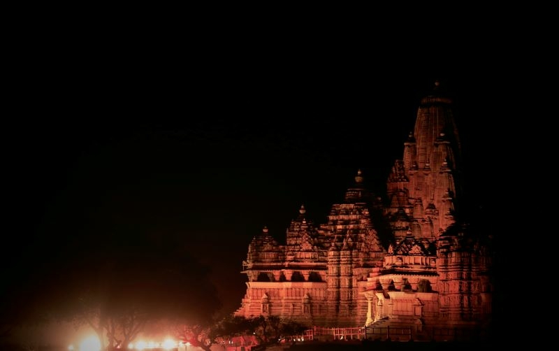 Madhya Pradesh Tourism board signs agreement with MakeMyTrip redBus - Travel News, Insights & Resources.