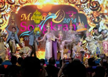 Songkran rebranded as Maha Songkran World Water Festival 2024 - Travel News, Insights & Resources.