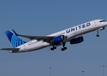 United Airlines To Remove Boeing 757 200 Flights Between Phoenix - Travel News, Insights & Resources.