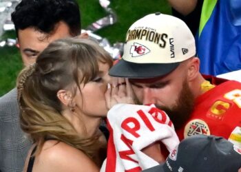 Was Travis Kelce at Taylor Swifts latest Singapore Eras Tour - Travel News, Insights & Resources.