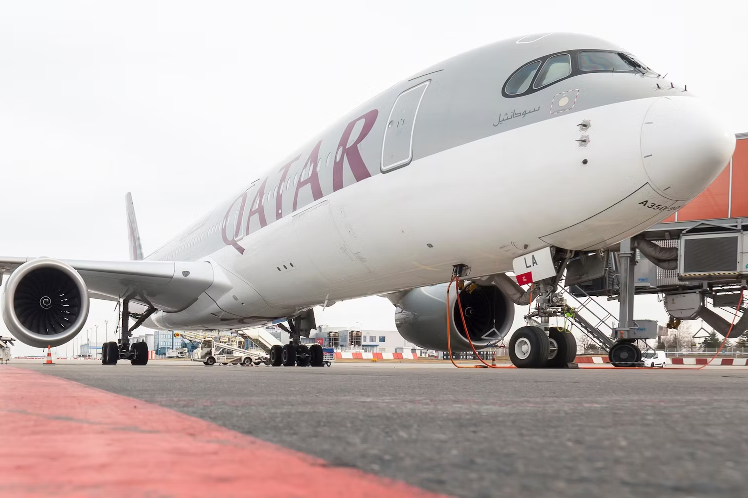 Qatar Airways A350