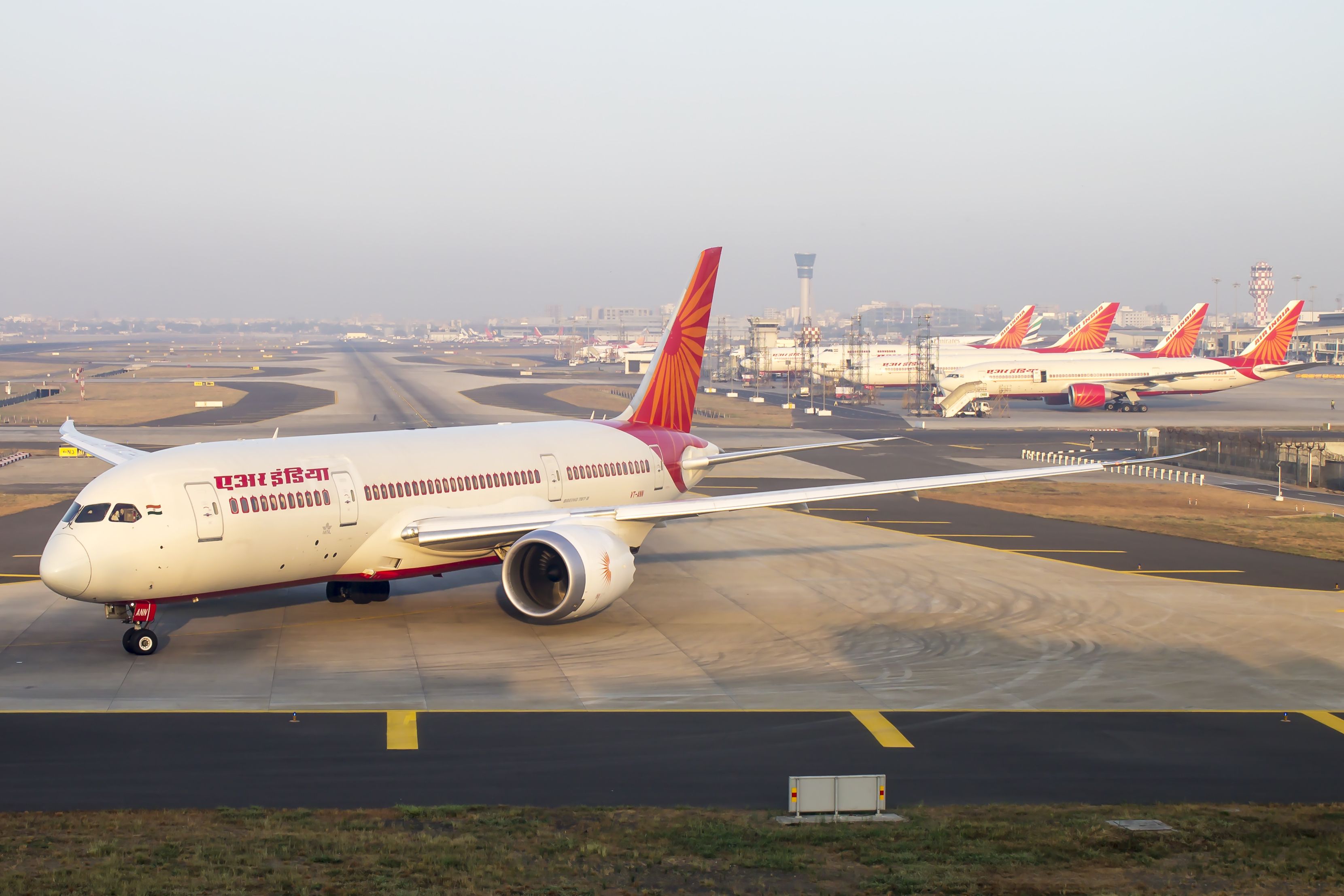 Air India 787 @ Mumbai Airport