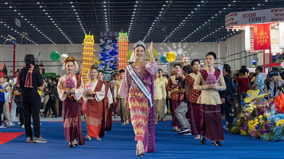 1712117647 506 t 12 ‘Maha Songkran World Water Festival 2024 grand celebration of traditional Thai New Year April 1 - Travel News, Insights & Resources.