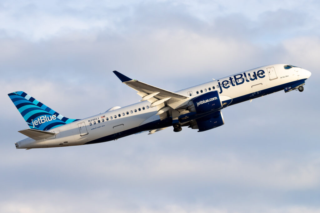 N3102J jetBlue Airways Airbus A220-300 KBOS/BOS. Photo:  Marat Basaria/Airways