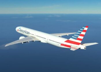 American Airlines says flight attendants are making money on delays - Travel News, Insights & Resources.