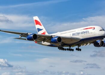 BA passengers blast incompetent airline as flights were scrapped - Travel News, Insights & Resources.