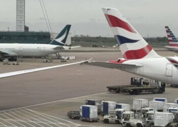 British Airways Virgin Atlantic Planes Collide at Heathrow Airport - Travel News, Insights & Resources.