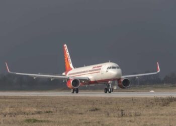 Indian Aircraft Engineers Threaten Strike Over Pay Other Disputes - Travel News, Insights & Resources.