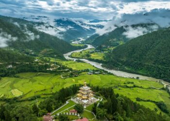 MakeMyTrip Introduces Exclusive Mumbai Bhutan Charter Services India Report - Travel News, Insights & Resources.