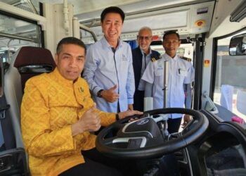 Phuket launches free electric bus to drive sustainable tourism - Travel News, Insights & Resources.