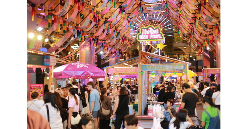 Songkran in Bangkok with EM DISTRICT will dominate the global - Travel News, Insights & Resources.