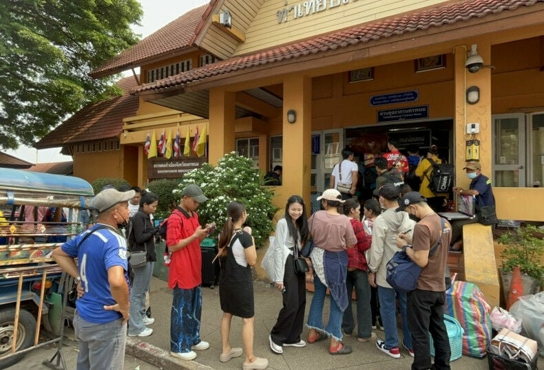 Thailand suspends TM 6 immigration forms to boost tourism - Travel News, Insights & Resources.