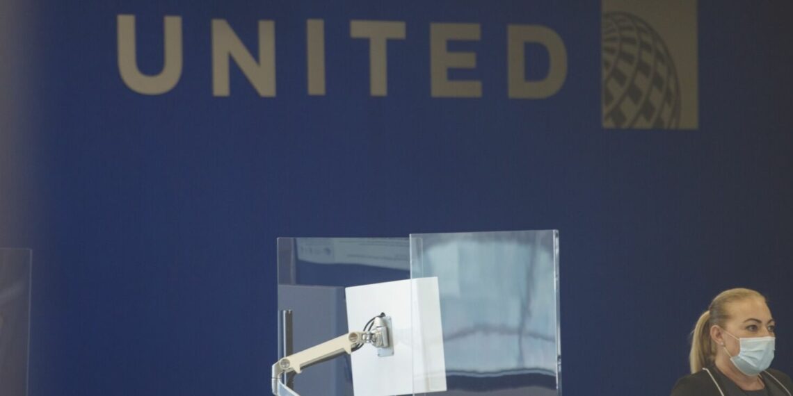 United Airlines Defeats Workers Vaccine Mandate Bias Lawsuits - Travel News, Insights & Resources.