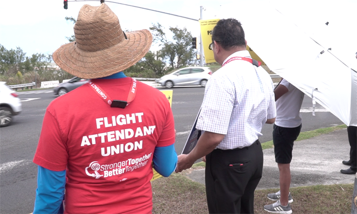 United Airlines flight attendants demand fair wage pickets at Guam - Travel News, Insights & Resources.