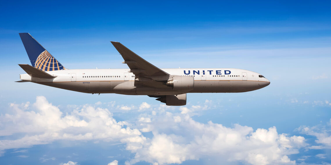 United Airlines flight diverts after dog poops smell lingers - Travel News, Insights & Resources.