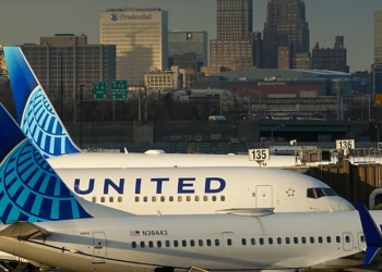 United Airlines ‘deeply disturbed by passenger in cockpit traveling with - Travel News, Insights & Resources.