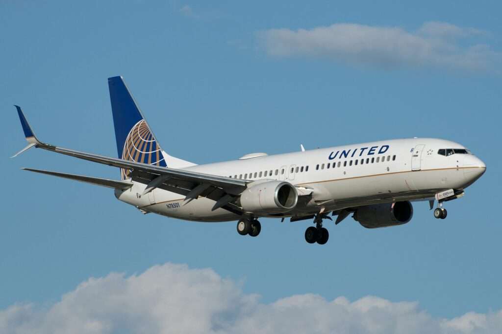 The Federal Aviation Administration has reported that a wing panel was missing from a United Airlines Boeing 737 on a flight between Los Angeles & Las Vegas.