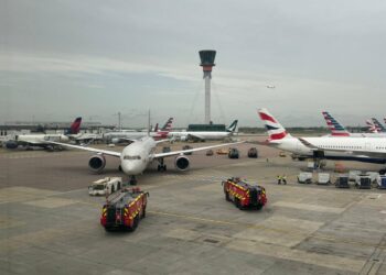 Virgin and British Airways passenger planes crash on Heathrow Airport - Travel News, Insights & Resources.