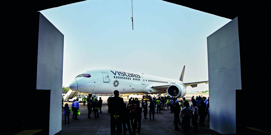 Vistara reduces flight capacity by 10 amid crew shortages - Travel News, Insights & Resources.