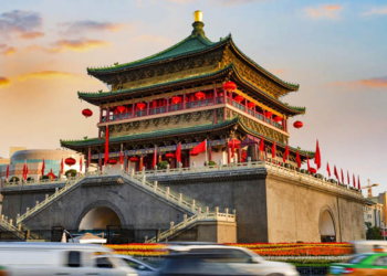 Xi an bell tower in China 640 - Travel News, Insights & Resources.