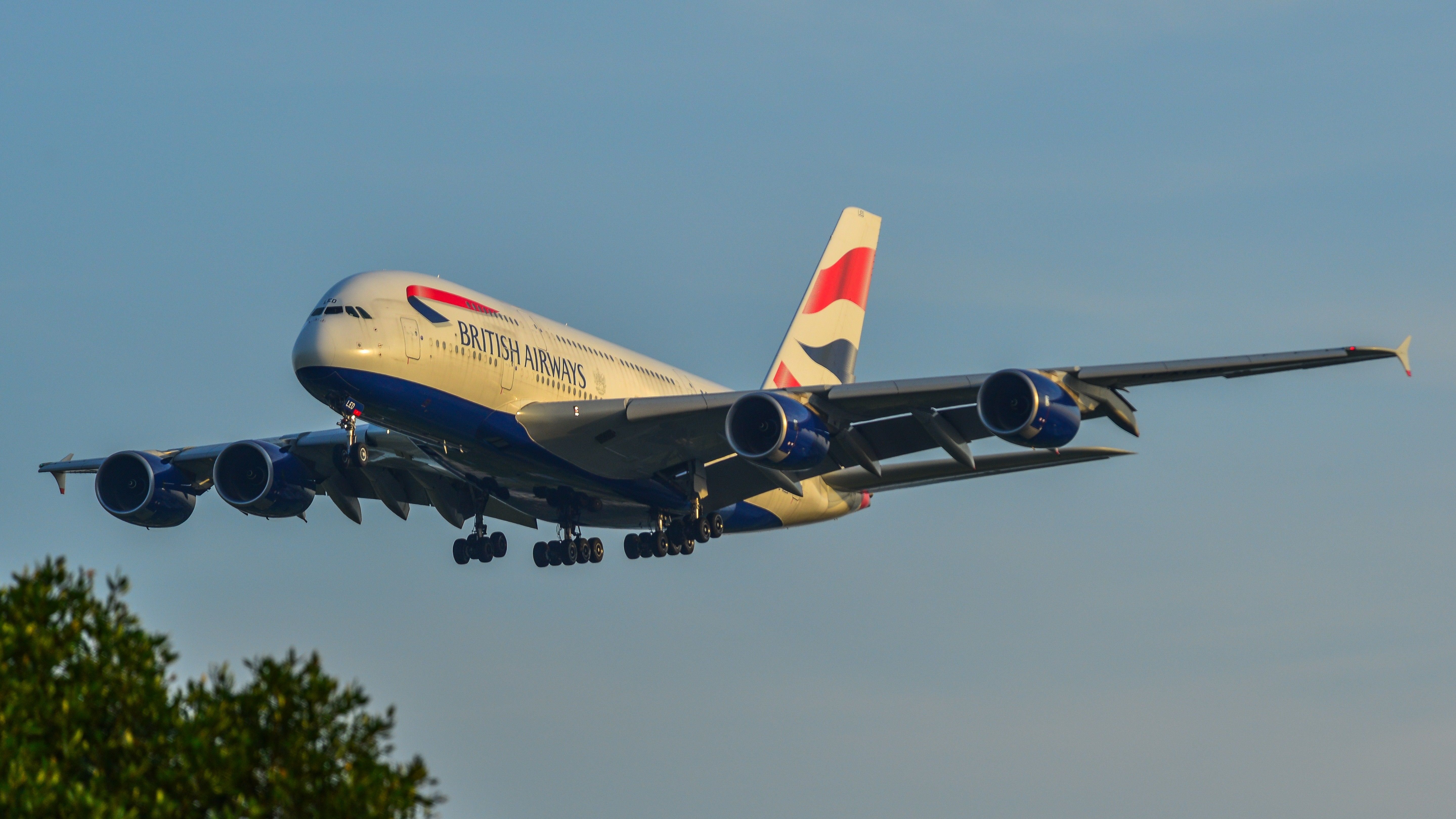 BA A380 on final approach