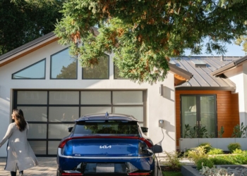 Airbnb entices hosts with discounted EV chargers - Travel News, Insights & Resources.