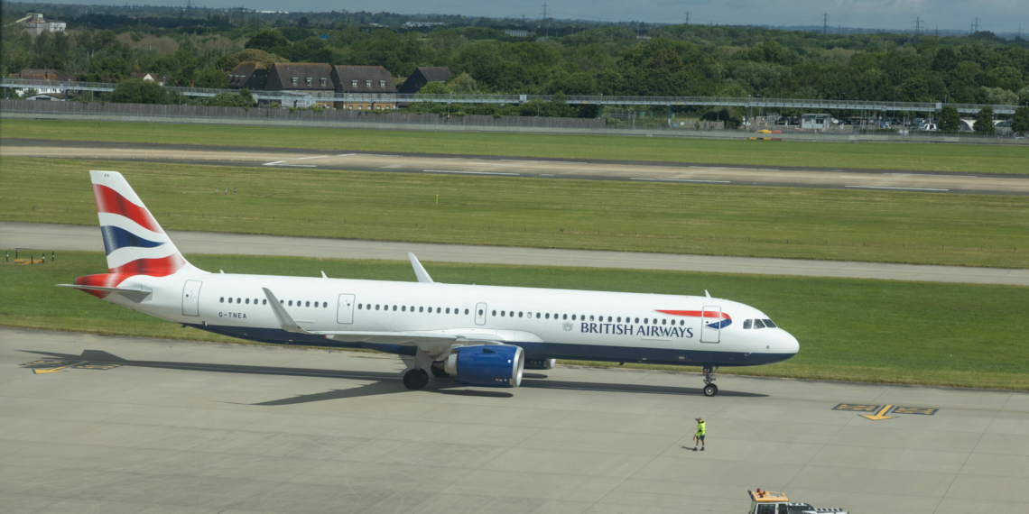 Airplane Art British Airways Airbus A321neo departing London Heathrow - Travel News, Insights & Resources.