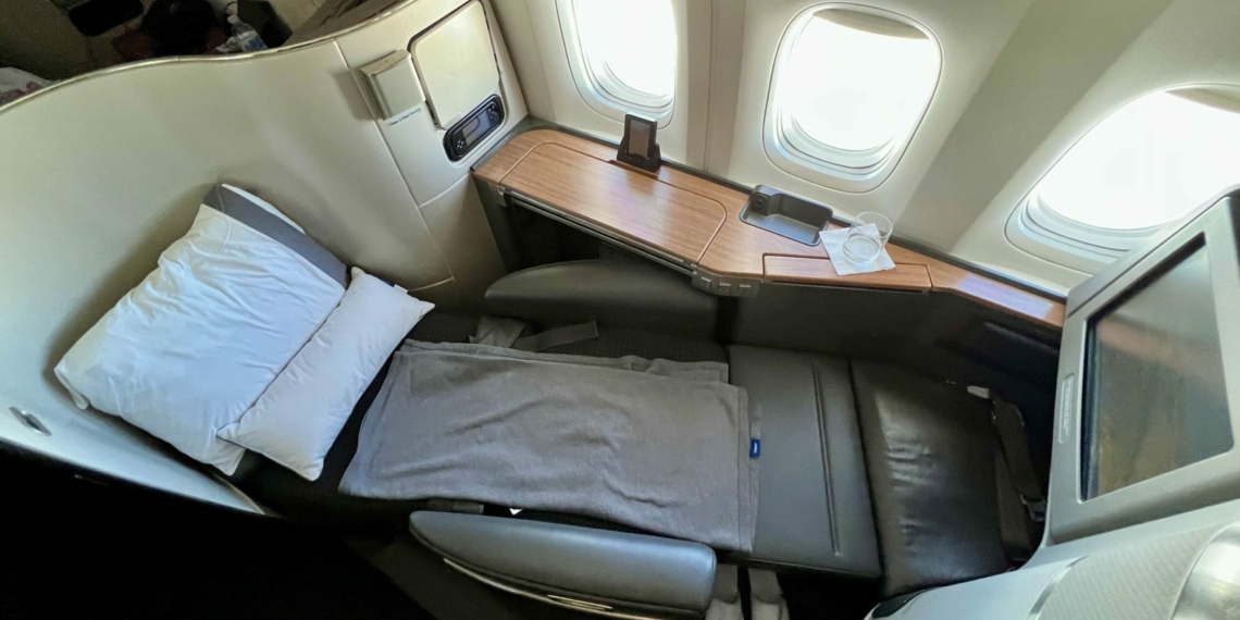 Best Ways To Book American Airlines First Class Using Points scaled - Travel News, Insights & Resources.