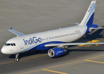 Indigo flight stuck on runway at Hyderabad Airport - Travel News, Insights & Resources.