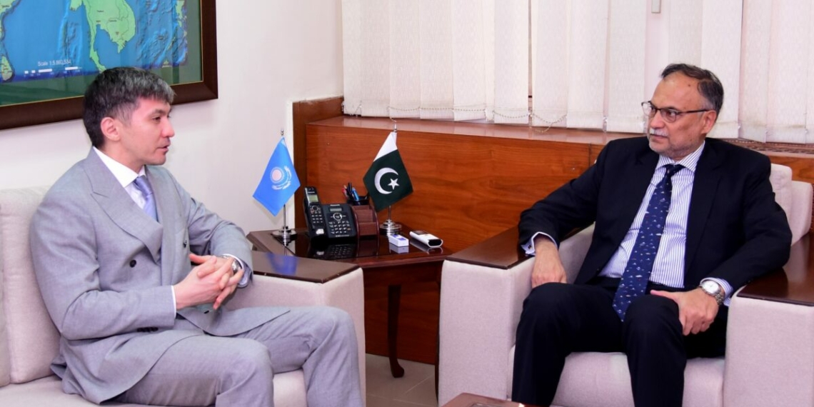 Pakistan Kazakhstan agree to speed up work on bilateral tourism - Travel News, Insights & Resources.