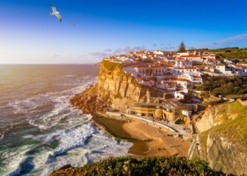 Portugals Travel Tourism Industry Poised for Historic Year.webp - Travel News, Insights & Resources.