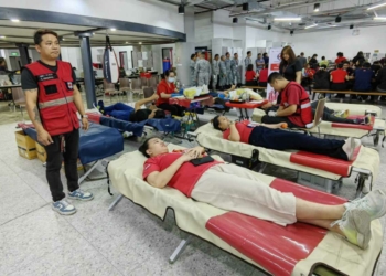 AirAsia Hosts Bloodletting Drive Journal Online - Travel News, Insights & Resources.