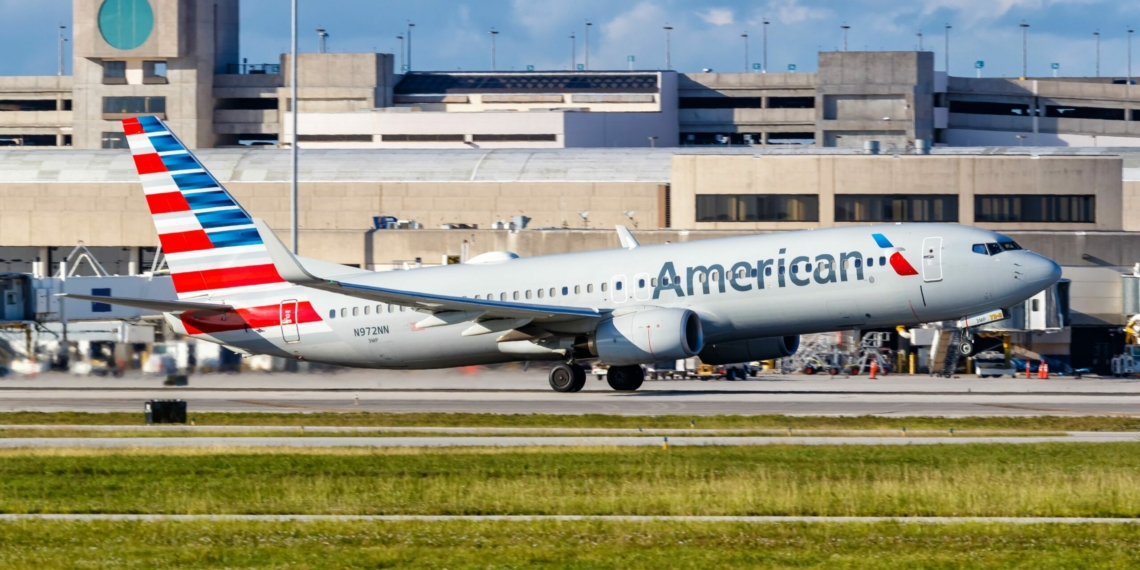 American Airlines Brings Back Flights From New York LaGuardia To scaled - Travel News, Insights & Resources.