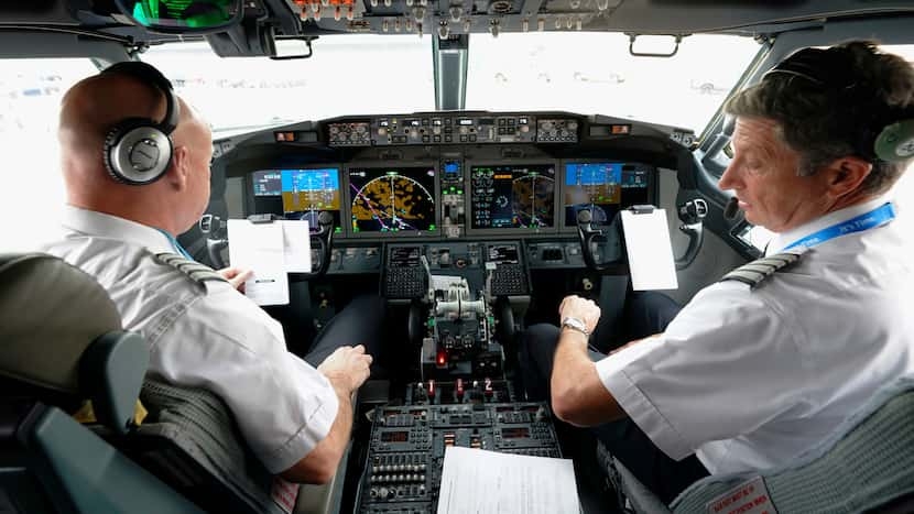 American Airlines halts training for new pilots for the rest - Travel News, Insights & Resources.