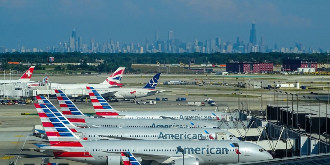 American Airlines suspends employees for removing black passengers from plane.jpg119417 - Travel News, Insights & Resources.