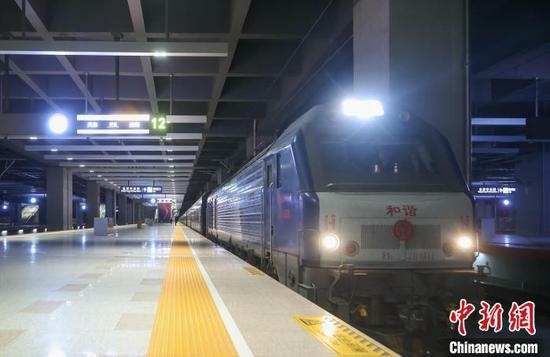Beijing Vientiane tourism train begins first voyage - Travel News, Insights & Resources.