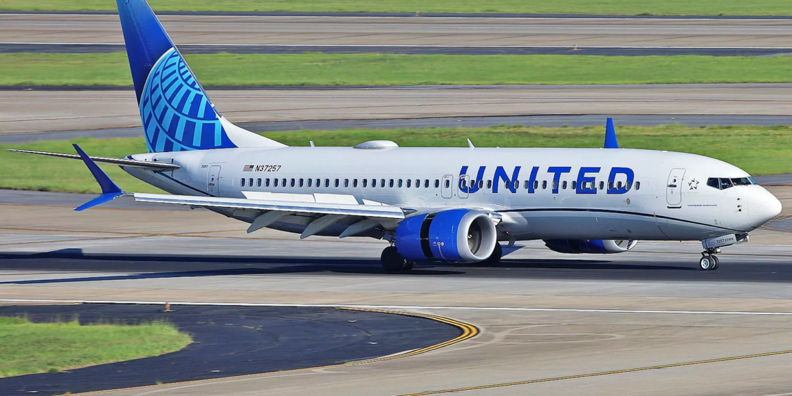 Boeing resumes delivery of 737 MAX 8 to United Airlines.webp - Travel News, Insights & Resources.