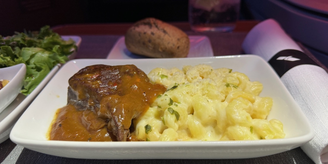 Comfort Food In American Airlines First Class - Travel News, Insights & Resources.