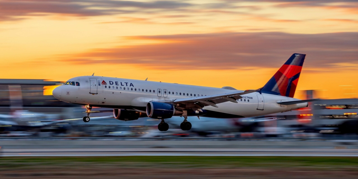 Delta Air Lines Airbus A320 Returns To West Palm Beach scaled - Travel News, Insights & Resources.