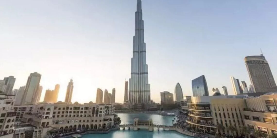 Dubai issues travel warning for UK tourists saying stay inside - Travel News, Insights & Resources.