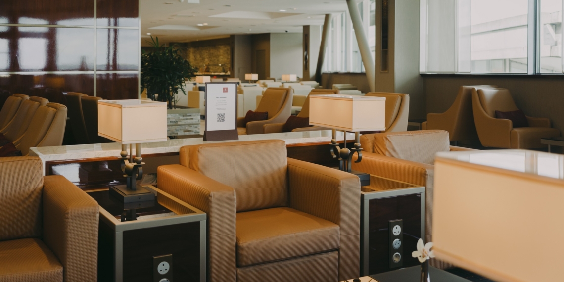 Emirates opens new 950k lounge at CDG in Paris - Travel News, Insights & Resources.