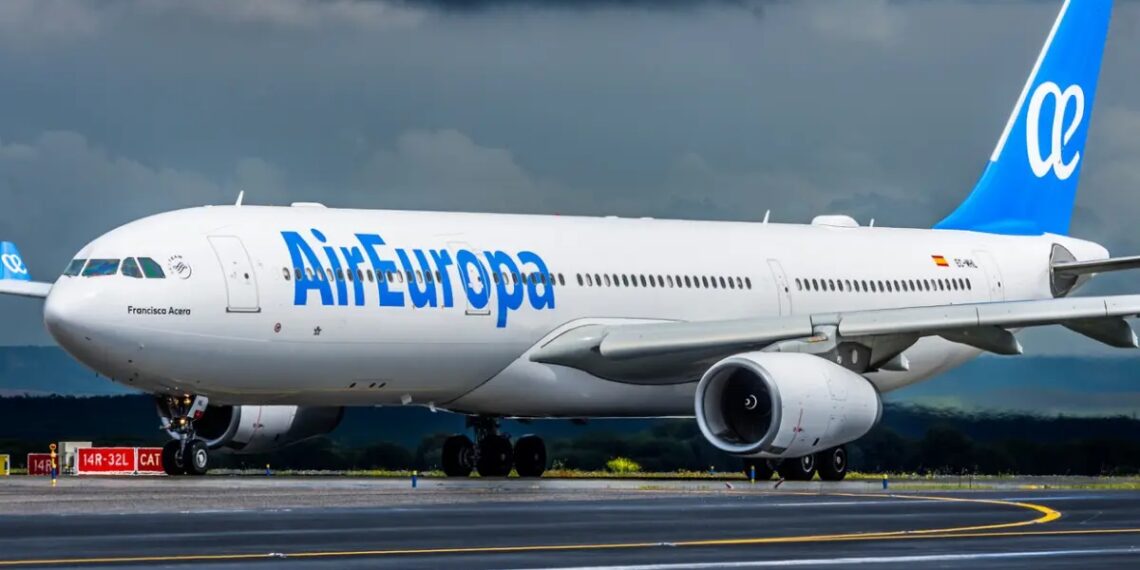 IAG relaunches on the purchase of Air Europa.webp - Travel News, Insights & Resources.