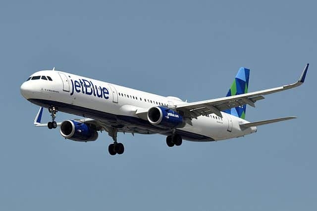 JetBlue expands to Long Island - Travel News, Insights & Resources.