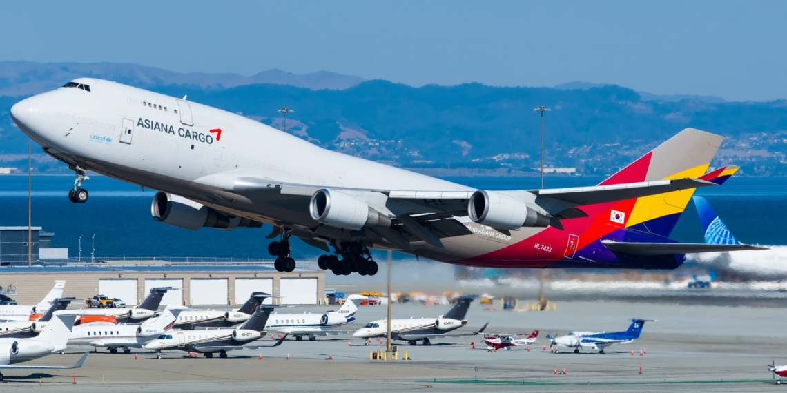 Korean Air Selects Air Incheon for Asiana Cargo Sale - Travel News, Insights & Resources.